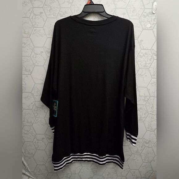 Nwt Disney's Nightmare Before Christmas Women's Sleepshirt - Picture 6 of 9